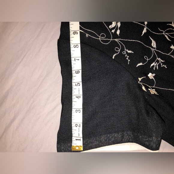 Black Skirt and Blouse Set (Blouse is embroidered). See photos for measurements - Picture 8 of 16